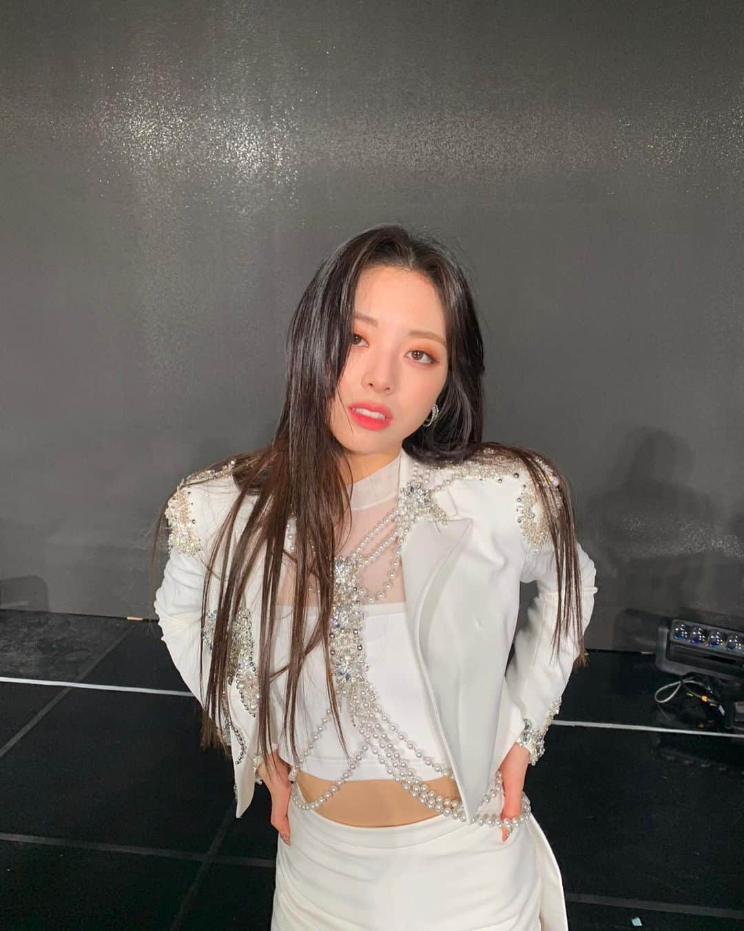 ITZYさんのインスタグラム写真 - (ITZYInstagram)「빵야티비날😊」1月19日 16時21分 - itzy.all.in.us