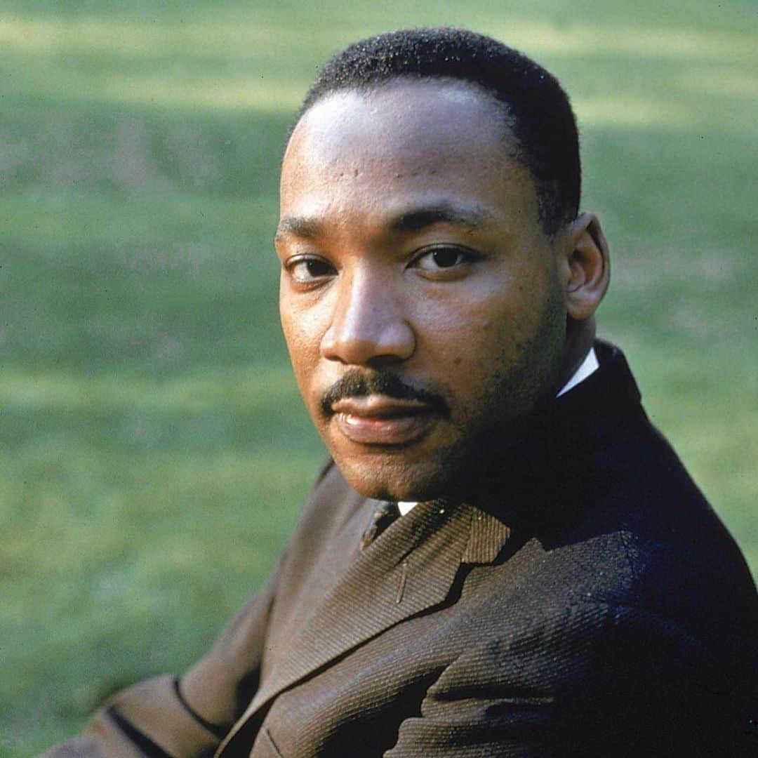 オーガスト・マトゥーロのインスタグラム：「Let’s normalize posting Dr Martin Luther King Jr. photos in color instead of black and white...to remind everyone the civil rights movement was not that long ago... and we are still fighting for his dream #BLACKLIVESMATTER #MLKDAY」