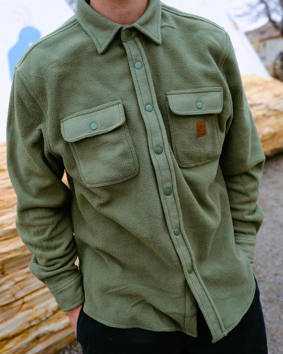 ブリクストンのインスタグラム：「Lightweight warmth - the Bowery soft arctic Fleece.」