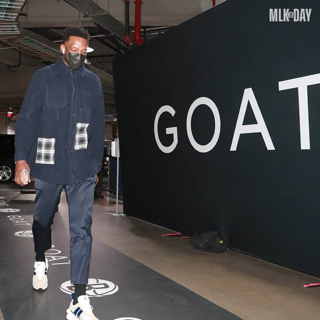 Brooklyn Netsさんのインスタグラム写真 - (Brooklyn NetsInstagram)「Work Night. @goat」1月19日 8時08分 - brooklynnets