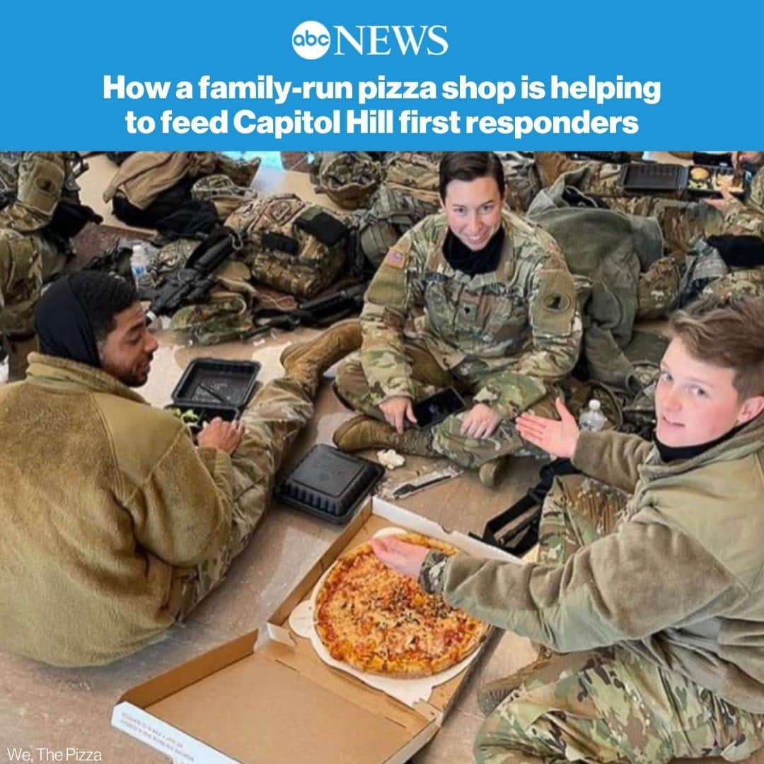 ABC Newsさんのインスタグラム写真 - (ABC NewsInstagram)「In the wake of the stunning assault on the U.S. Capitol, one family-run pizza shop down the street from the scene of the riot has stepped up to provide meals for first responders who are protecting the heart of the nation. Read more at link in bio.」1月19日 8時30分 - abcnews