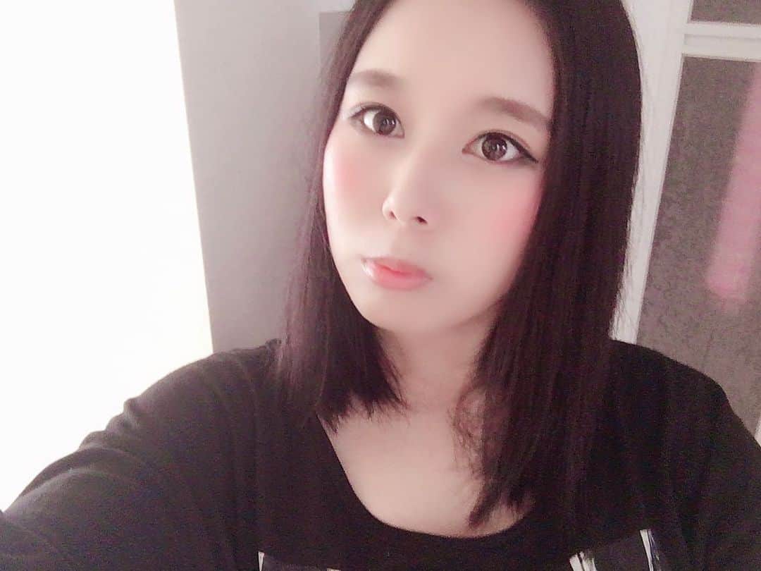 塚田詩織のインスタグラム