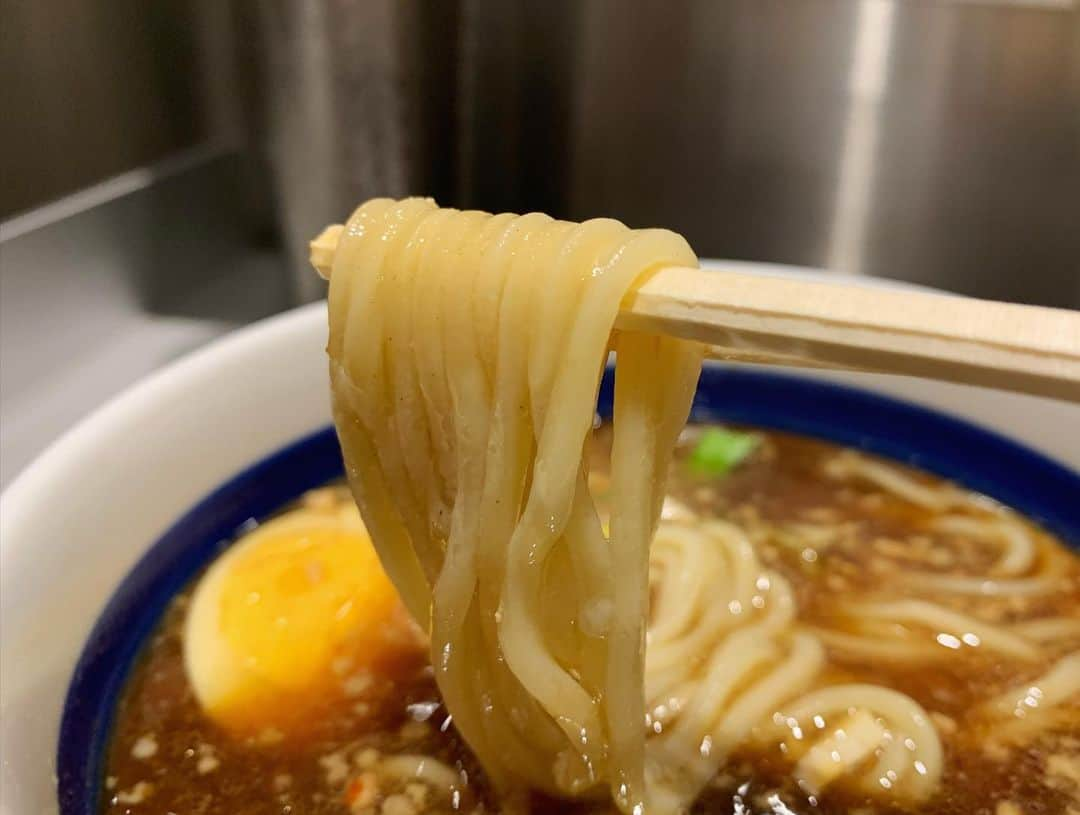 SUSURUさんのインスタグラム写真 - (SUSURUInstagram)「松戸富田麺絆@丸の内KITTE 半熟味玉もりそば 日曜の夕方にふと思い立ってこちらへ。 水で締められたツルモチ麺が美味い！ 甘味のある旨味たっぷり、爽やかな酸味も感じられるつけ汁ともナイスな相性です🍥 今度は中華そばをすすりたいと思いました🍜 #susuru_tv #松戸富田麺絆 #とみ田 #東京 #丸の内 #KITTE #もりそば #うまい  #ラーメン #らーめん #ramen #ラーメン部 #ramennoodles #毎日ラーメン生活 #麺スタグラム #japaneseramen #japanramen #foodstagram #foodie #noodles #instanoodle #instaramen #instafood #susururecommended #元祖つけ麺 #つけめん #つけ麺 #東京ラーメン」1月19日 10時17分 - susuru_tv