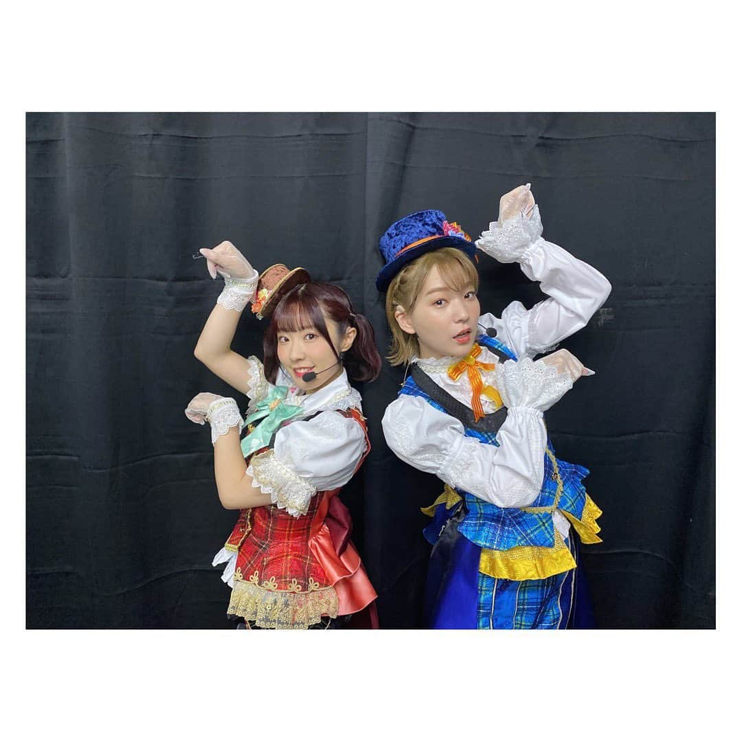 高槻かなこさんのインスタグラム写真 - (高槻かなこInstagram)「. 🍭Ruby & Hanamaru💮 キモチもユメも一緒だね！ . 心があったかくなって、 大切な人に会いたくなる曲！ まだ外が寒いうちに たくさん聴いてほしいです☃️❄️ . #lovelive #Aqours #黒澤ルビィ　#国木田花丸 #降幡愛 #高槻かなこ」1月19日 10時54分 - kanako.tktk