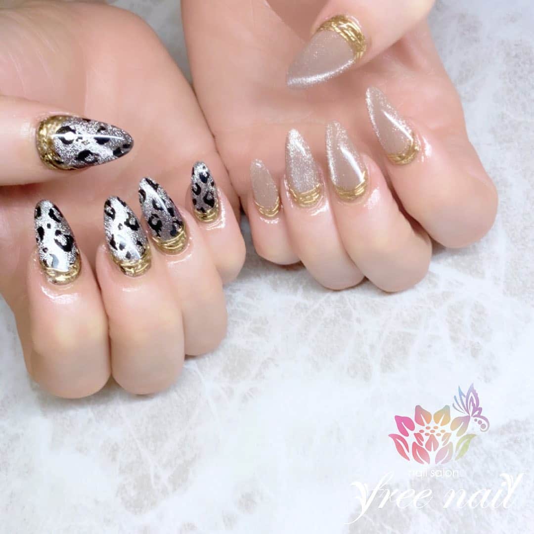 free nail フリーネイルのインスタグラム：「. お客様ネイル💅🏻⛄️❄️ . マグネットアシメ🧲💗 . 人気デザイン🪐✨ . ご来店ありがとうございました🙇🏻‍♀️🙇🏻‍♀️🙇🏻‍♀️💗 . #ネイルアート #ジェルネイル #ネイルサロン #大阪ネイルサロン #ネイルデザイン #ネイルチェンジ #アシメネイル #マグネットネイル #アニマルネイル #メタリックネイル #シルバーネイル #ベージュネイル #デザインネイル #トレンドネイル #シンプルネイル #きれいめネイル #ロングネイル #冬ネイル #winternails #nailsart #nailsdid #美甲 #日式美甲 #日式美甲胶 #日本美甲师 #日本美甲老师 #美甲上课 #日本胶 #フリーネイル #freenail」