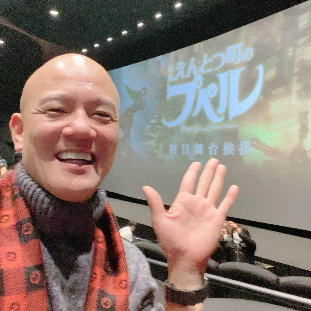 鴨頭嘉人さんのインスタグラム写真 - (鴨頭嘉人Instagram)「【鴨頭嘉人と観る『映画 えんとつ町のプペル』】  今日(1月19日)にTOHOシネマズ池袋で『映画 えんとつ町のプペル』を見に行きます(15時40分の回)🔥🔥🔥🔥  お時間合えば、是非一緒に映画を観ましょう*\(^o^)/*  #えんとつ町のプペル #西野亮廣」1月19日 11時37分 - kamogashirayoshihito