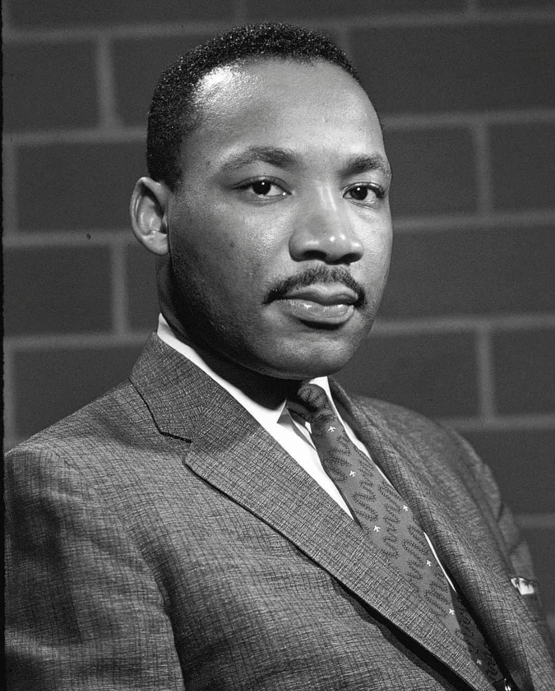 ケシア・ナイト・プリアムのインスタグラム：「My Morehouse brother... Thank you... we are still fighting ✊🏾 #MLK」