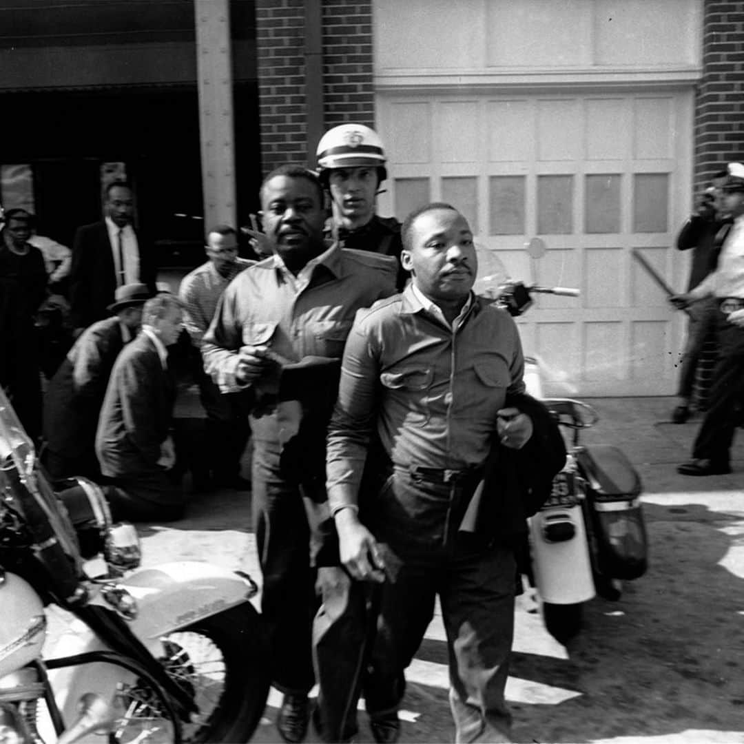 コモンのインスタグラム：「"I have almost reached the regrettable conclusion that the Negro's great stumbling block in his stride toward freedom is not the White Citizen's Counciler or the Ku Klux Klanner, but the white moderate, who is more devoted to 'order' than to justice; who prefers a negative peace which is the absence of tension to a positive peace which is the presence of justice; who constantly says: 'I agree with you in the goal you seek, but I cannot agree with your methods of direct action'; who paternalistically believes he can set the timetable for another man's freedom; who lives by a mythical concept of time and who constantly advises the Negro to wait for a 'more convenient season.' Shallow understanding from people of good will is more frustrating than absolute misunderstanding from people of ill will." Dr. Martin Luther King Jr. #MLKDay」