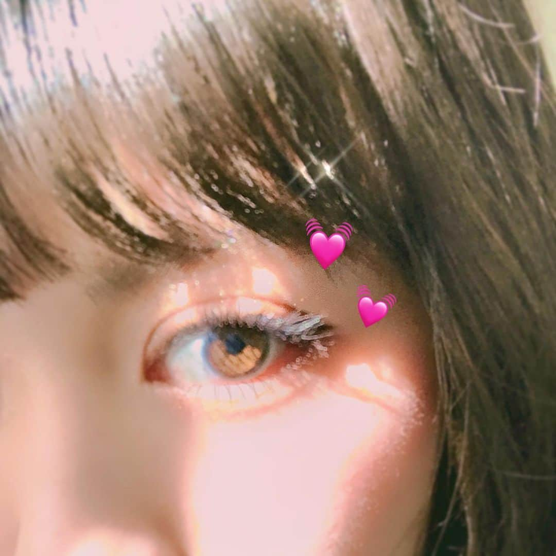 新井ひとみさんのインスタグラム写真 - (新井ひとみInstagram)「☀️きらきら〜✨ #二重　#パッチリ　#瞳」1月19日 13時14分 - hitomi_tokyogirlsstyle