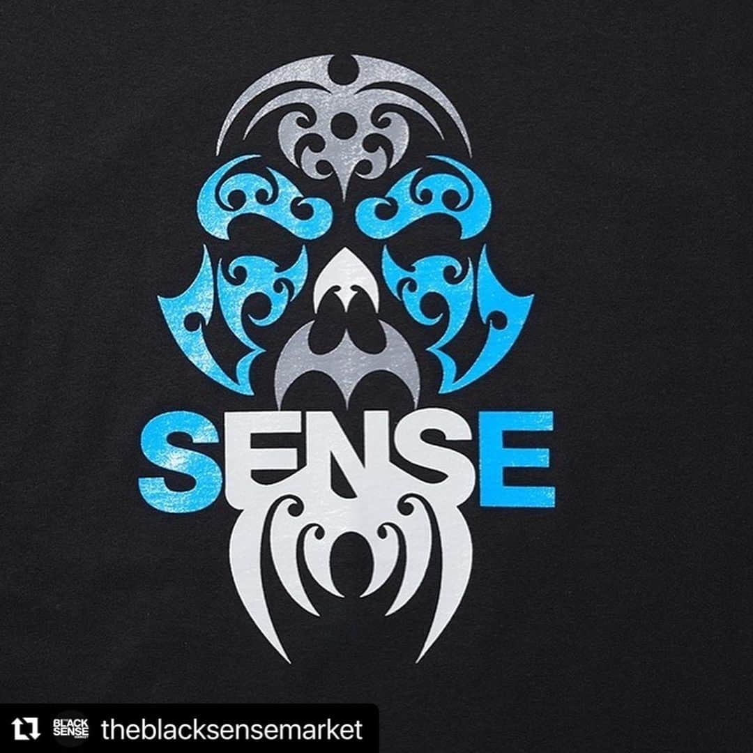 SENSEさんのインスタグラム写真 - (SENSEInstagram)「#Repost @theblacksensemarket with @make_repost ・・・ 今週土曜日発売です！  YouTubeにて商品を解説してますので、事前にご確認いただけましたら幸いです。  #情報はいきなり出すから注意してね #ブラックセンスは作りたいものしか作りません #いよいよ復活！ #でも不定期開催 #tenderloin #テンダーロイン」1月19日 13時16分 - sense_magazine