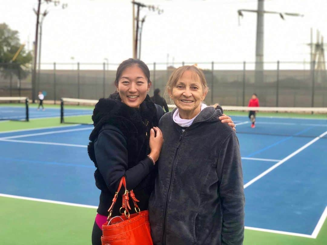 奥野彩加さんのインスタグラム写真 - (奥野彩加Instagram)「So happy to be visiting the special place where my tennis career began and some of the most special people who brought me to where I am✨🎾 @highpointtennis #hometown #dallas #plano  ・ ・ #tennisyoutube #tennischannel #htowntennis #htown #houstontennis #texas #テニス #プロ  #letsgo •  • #トレーニング #アスリート #筋トレ #筋トレ女子 #スポーツ #アメリカ #training #fitness #athlete #tennisplayer #houston  #테니스 #스포츠 #houstontenniscoach #tennis」1月19日 13時22分 - ayakaokuno