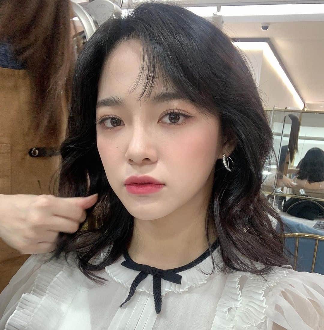 キム・セジョン（Gugudan SeMiNa）さんのインスタグラム写真 - (キム・セジョン（Gugudan SeMiNa）Instagram)「범인은 바로 너 시즌3 제작발표회」1月19日 13時45分 - clean_0828