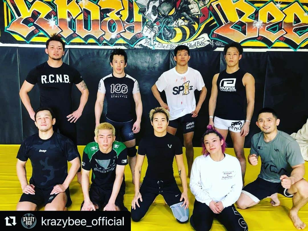 西浦聡生さんのインスタグラム写真 - (西浦聡生Instagram)「🥊🥊🥊  Repost @krazybee_official with @make_repost ・・・ . 今日のプロ練🐝  #ysa #krazybee」1月19日 13時56分 - wicky_nishiura