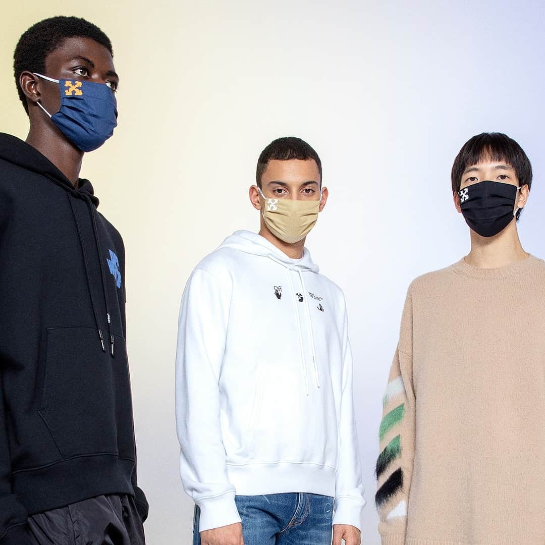 OFF-WHITE C/O VIRGIL ABLOHさんのインスタグラム写真 - (OFF-WHITE C/O VIRGIL ABLOHInstagram)「Off-White™ re21 “special mask” collection now exclusively available online at off---white.com.  photography c/o @dino.zoor」1月20日 1時00分 - off____white