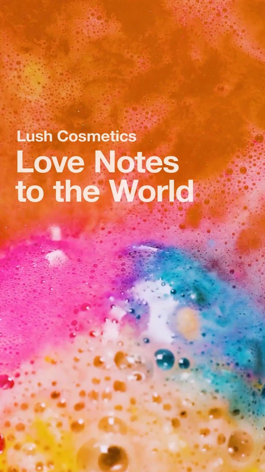 LUSH Cosmeticsのインスタグラム：「This past year has been a challenge for everyone. ​We had to learn to adapt, let go and make self-care a priority—but through it all, 2020 taught us about love. ​To love and appreciate the people who save lives and help our communities. It also taught us to love from a distance and show that we care even if we're not physically close. ​ This year, we asked Lushies to share their hearts for Valentine's Day and call our first-ever Lush hotline to leave a love note to the world.  This is what they had to say.  Have a love note of your own that you'd like to share? Leave it in the comments below ❤️  xoxo, LUSH  Shop Lush Valentine's Day 2021: https://bit.ly/38VoFkb  #lushvalentinesday2021 #valentinesday #newyear #selfcare #valentinesday2021」