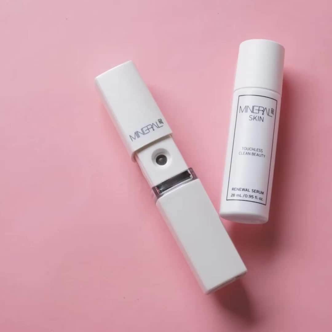 Mineral Airのインスタグラム：「What's lightweight and can be used day or night? It's our 2-part Mineral Air Skin System! It's great for keeping skin #hydrated & #glowing ✨」