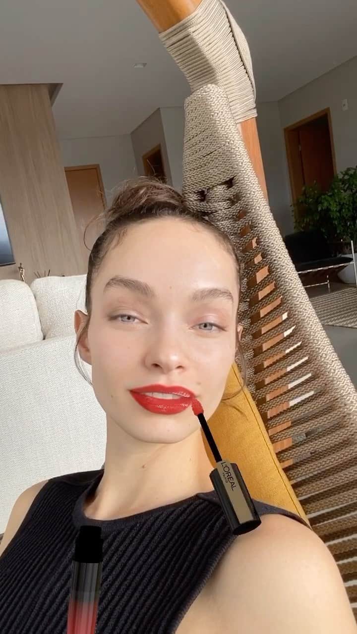 のインスタグラム：「“Keep that red lipstick on” the phrase that changed my late teenage years. @lorealparis」