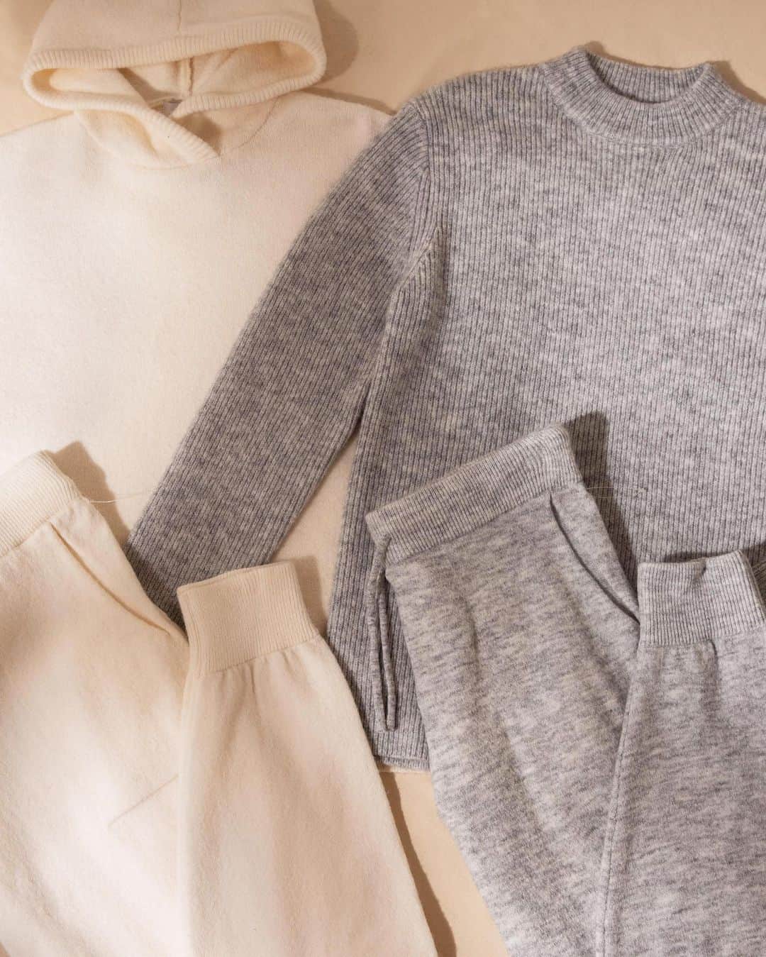 のインスタグラム：「Fluffy 'fits for at-home chills☁️ #TopmanStyle Tap to shop or shop via 🔗 in bio.」