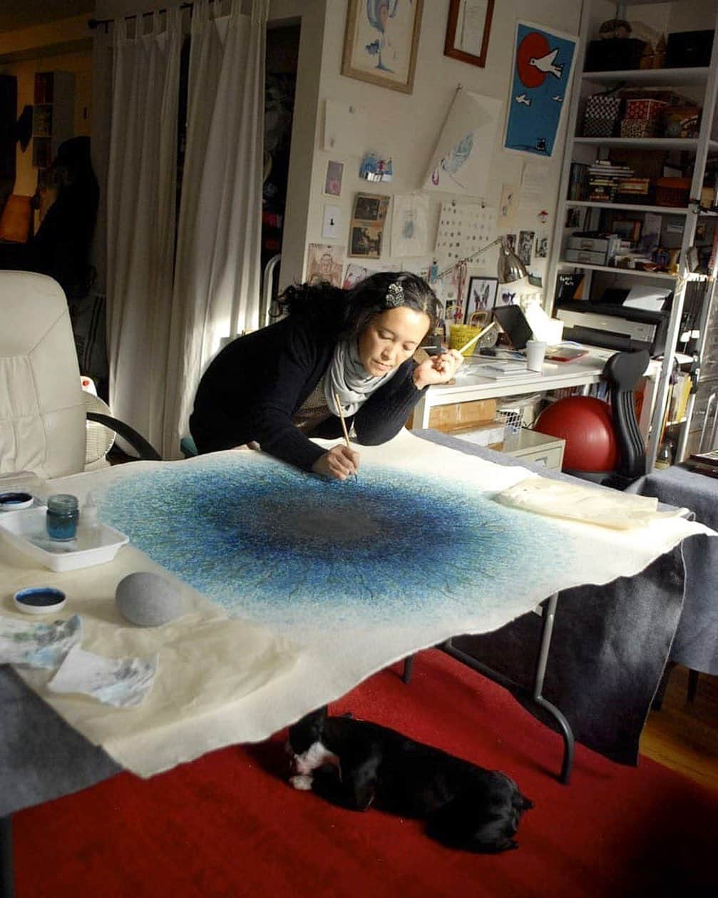 下條ユリさんのインスタグラム写真 - (下條ユリInstagram)「🌸 Because everyday is Sunday. Repost from @praise.shadows.art   Sunday love post dedicated to the artist's sanctuary: the studio. Here is Yuri Shimojo in 2012, painting her Memento Mori series. We are honored to present the US premiere in March. Stay tuned for more on this important body of work.   Yuri Shimojo at her former home/studio in south side Williamsburg, Brooklyn, December 2012. Photo credit: @makikaoru   #artiststudio #RudyTheRudeboy  #YuriShimojo_MementoMori #下條ユリメメントモリ  #LifeCycle #CircleOfLife   #MementoMori #YuriShimojo #メメントモリ　#下條ユリ」1月20日 1時21分 - yurishimojo