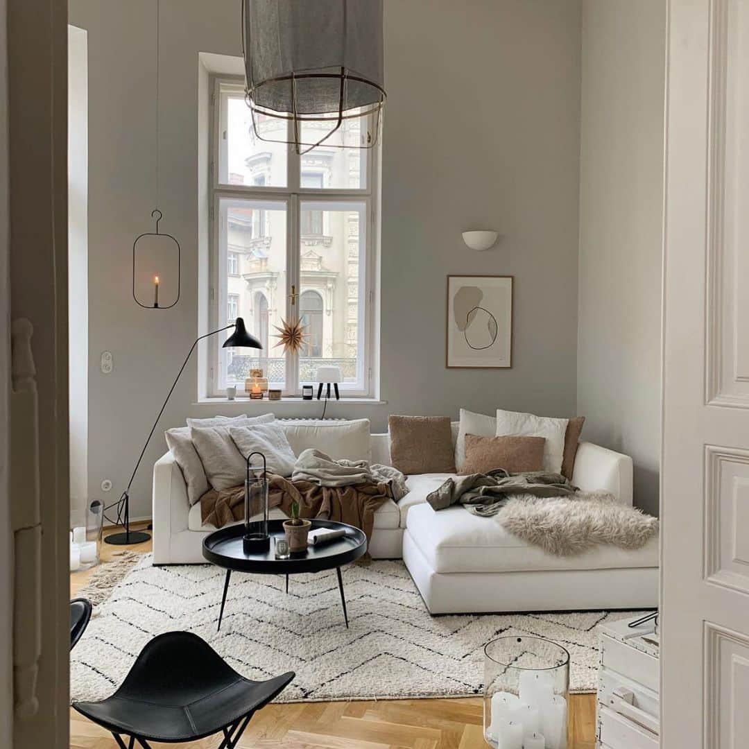のインスタグラム：「The blanket crush 😻 home of @seventeenandfive」