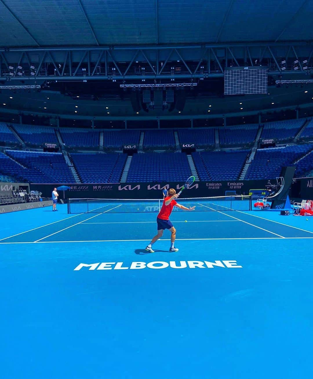 ダビド・ゴフィンさんのインスタグラム写真 - (ダビド・ゴフィンInstagram)「Felt so good to hit some balls today 🙏🏻🎾 #AusOpen」1月19日 17時04分 - david__goffin