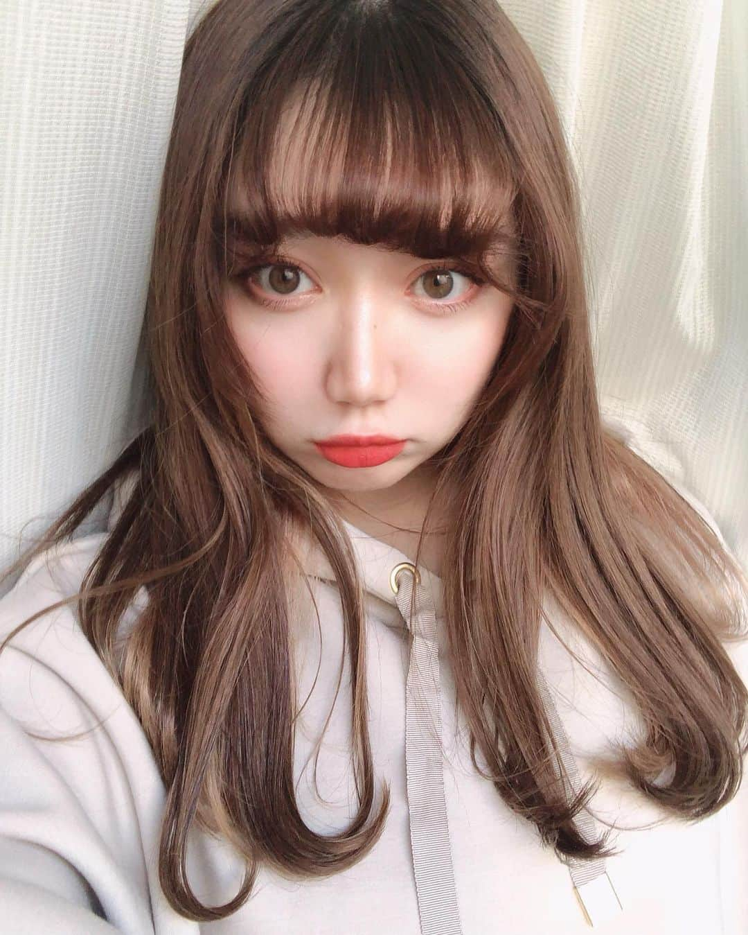 小澤しぇいんさんのインスタグラム写真 - (小澤しぇいんInstagram)「前髪伸びたから久々に巻いたらくるんくるん👶🏻  前髪は伸びるし、ほっぺたもムチムチですね🤔笑」1月19日 17時39分 - 1217_shane