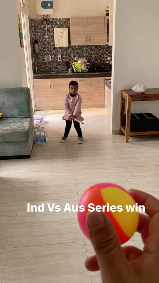 Gaurav Tanejaのインスタグラム：「Recreating the historic moments #indvsaus」