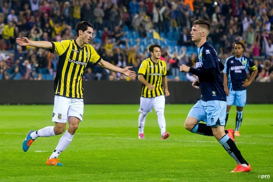 フィテッセさんのインスタグラム写真 - (フィテッセInstagram)「🔙⚽️ Een hattrick tegen @adodenhaag voor @marko.vejinovic.official  Tot straks Marko!   #Vitesse #vitado」1月19日 18時27分 - mijnvitesse