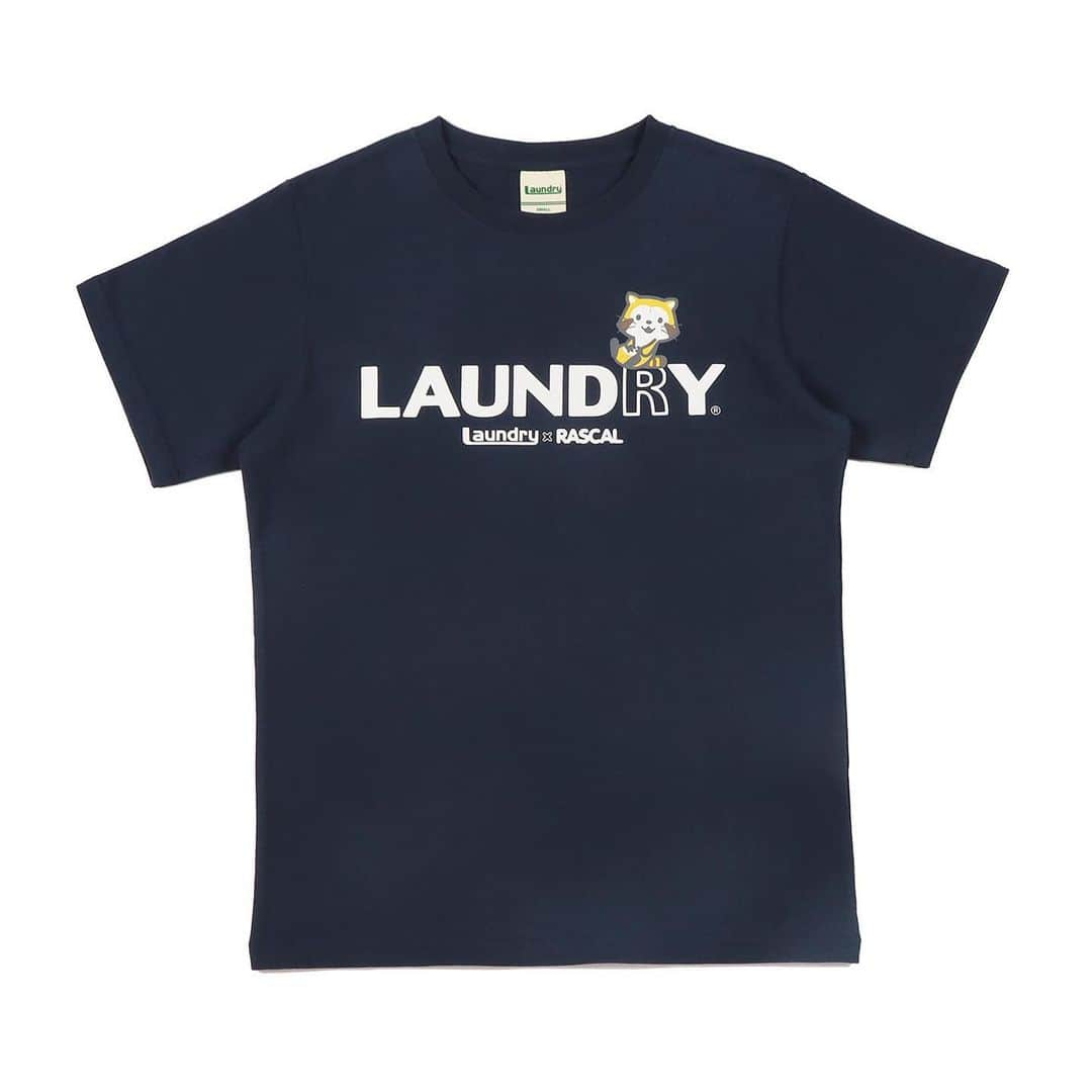 Laundry ランドリーさんのインスタグラム写真 - (Laundry ランドリーInstagram)「1月22日（金）、みんな知っている有名キャラクター、 『あらいぐまラスカル』コラボデザインが発売に🥰  今回のラインナップはTシャツとロンTです！   ロンTはアウターを着ても存在感のあるフロントデザイン👍👍   ロゴにちょこんと座ってみたり、綺麗にお掃除してみたり♪ 愛くるしい姿に癒されます…！  2.3.4枚目: 311-92018 ラスカルコラボTシャツ ￥4,200+tax ユニセックスXS/S/M/L アイボリー/ピンク/ネイビー  5.6.7枚目: 311-92018 ラスカルコラボ ロングスリーブTシャツ ￥5,500+tax ユニセックスXS/S/M/L アイボリー/クリーム/ネイビー  8.9枚目:311-02015 ラスカルコラボTシャツワンピース ￥5,500+tax レディースFREE ネイビー/クリーム  オンラインストア、または店舗通販もご利用いただけます👀✨ 店舗のアカウントはハイライトの『店舗アカウント』をチェック✅  ＿＿＿＿＿＿＿＿＿＿＿＿＿  詳しいお知らせはプロフィールから ブランドサイトをチェック🧐 ⇒ @laundry_official  そしてそして、 #laundry038 をつけて投稿すると LAUNDRY公式アカウントにご紹介されちゃうかも🥰  #laundry #ランドリー #新作 #予告 #あらいぐまラスカル #あらいぐま #ラスカル  #ラスカルコラボ #コラボ #コラボ商品 #tシャツ #tシャツコーデ #ロンt #ロンtコーデ  #ユニセックス#ユニセックスコーデ  #tシャツワンピース #ワンピース #ワンピースコーデ #レディースファッション  #ファッション #ファッションコーデ #コーディネート  #tshirts #codenate #fashion #collaboration #rascal #unisex」1月19日 18時34分 - laundry_official