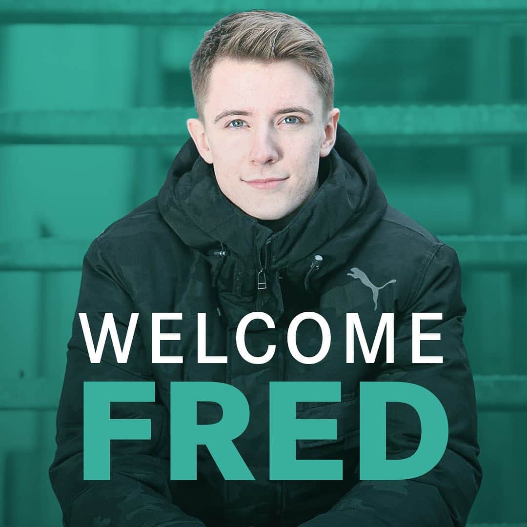 MERCEDES AMG PETRONASさんのインスタグラム写真 - (MERCEDES AMG PETRONASInstagram)「#WelcomeFred ✍️ @frederikvestiofficial is officially a Mercedes Junior Driver 👊」1月19日 18時37分 - mercedesamgf1