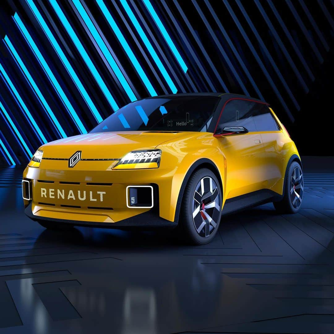 ルノーのインスタグラム：「Introducing #Renault5 prototype… Will you resist to this mischievous face?   #Design #Prototype #CarLovers #Renaulution #CarInsta #CarsofInstagram #CarDesign #Conceptcar」