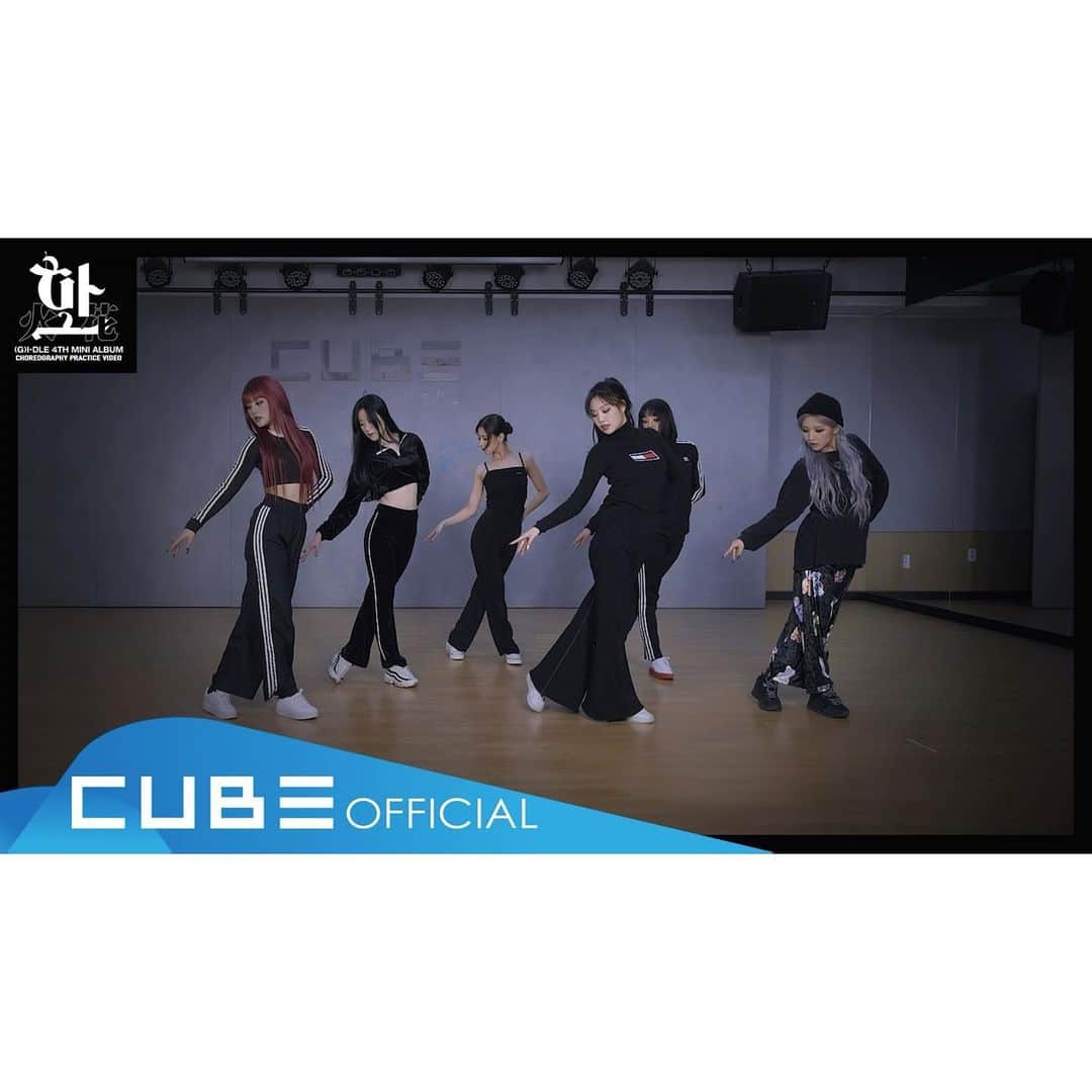 (G)I-DLEさんのインスタグラム写真 - ((G)I-DLEInstagram)「[📽] (여자)아이들((G)I-DLE) - '화(火花)(HWAA)' (Choreography Practice Video)  #여자아이들 #GIDLE #I_burn #화(火花) #HWAA  ▶️ https://youtu.be/cwKYh2geaik」1月19日 19時00分 - official_g_i_dle