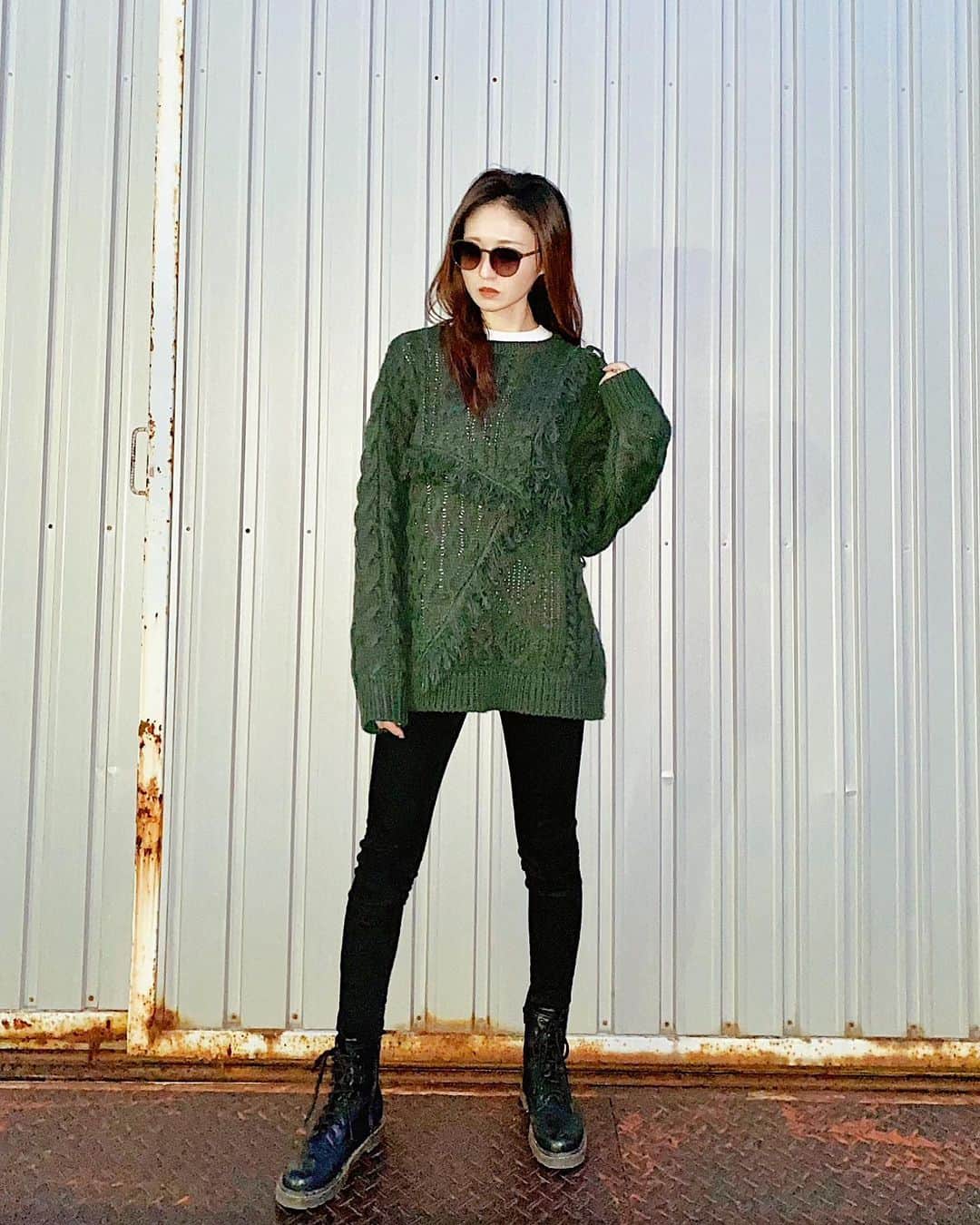rittann48のインスタグラム：「. . . ㅤㅤㅤㅤㅤㅤㅤㅤㅤㅤㅤㅤㅤ fashion ㅤㅤㅤㅤㅤㅤㅤㅤㅤㅤㅤㅤㅤ ㅤㅤㅤㅤㅤㅤㅤㅤㅤㅤㅤㅤㅤ green code @evris_official のフリンジニットに一目惚れ saleでGET .ㅤㅤㅤㅤㅤㅤㅤㅤㅤㅤㅤㅤㅤ .ㅤㅤㅤㅤㅤㅤㅤㅤㅤㅤㅤㅤㅤ .ㅤㅤㅤㅤㅤㅤㅤㅤㅤㅤㅤㅤㅤ #simple #fashion #style  #code #ootd #outfit  #uniqlo #evris #emoda」