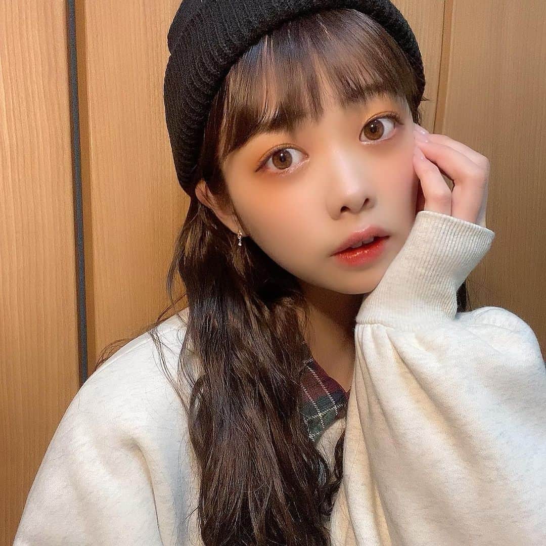 神田萌衣のインスタグラム：「何ヶ月振りかのロング萌衣です🤫💗」