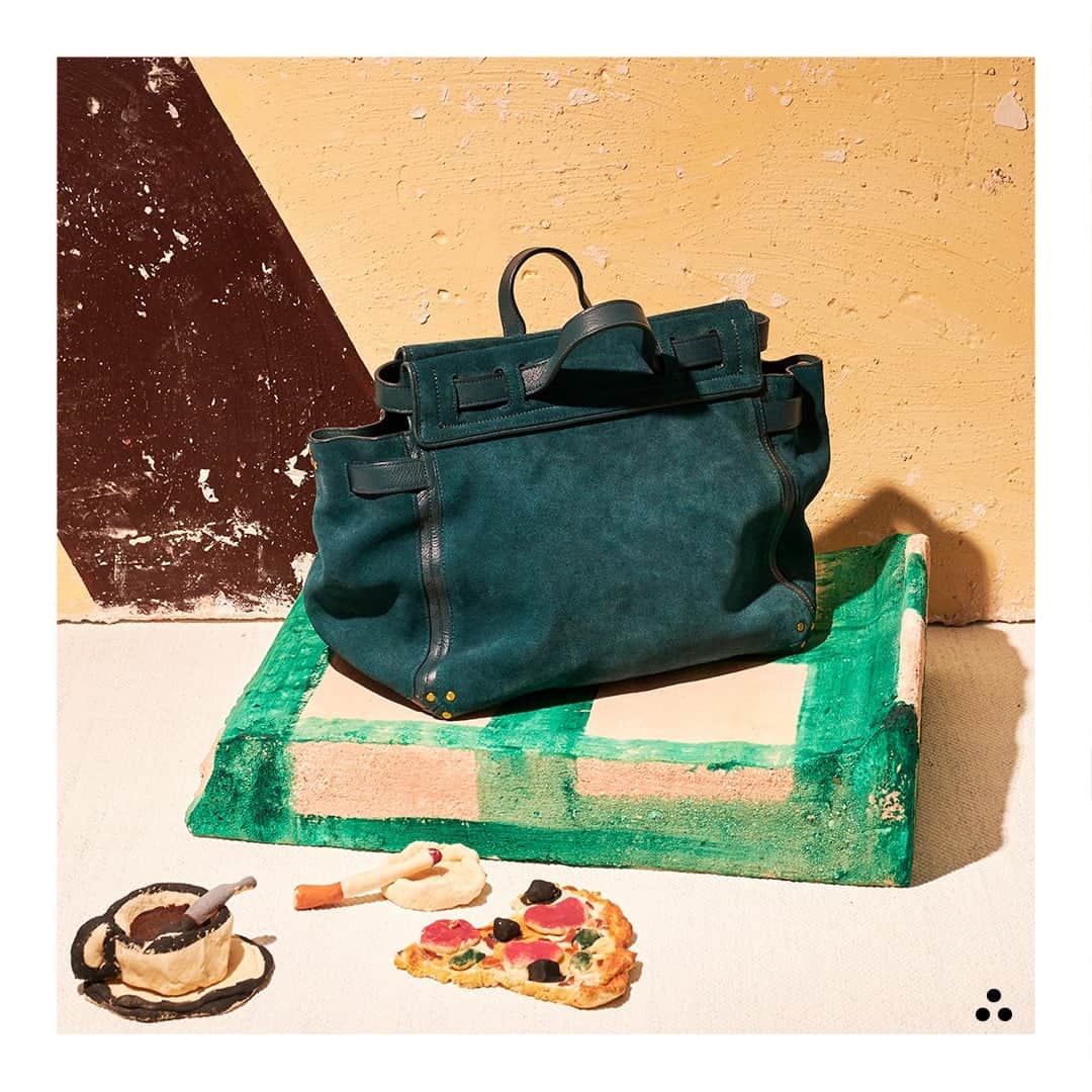 ジェロームドレイフュスのインスタグラム：「A lunch date with #Carlo . . Art Direction @carolinerennequin Photo @pierr_antoine #jeromedreyfuss #jeromedreyfusscarlo #rootsdeluxe #ss21」