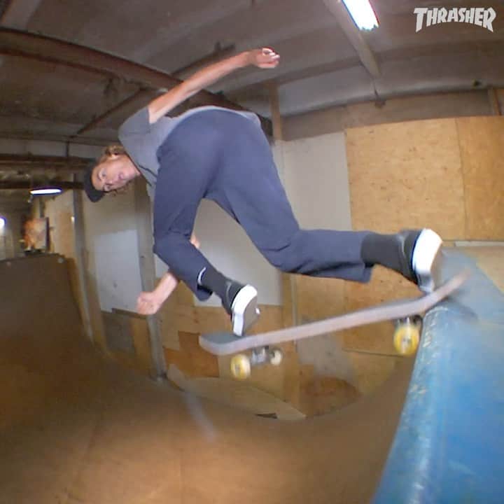 スラッシャーのインスタグラム：「UP THE DOSAGE with @thehomiesvideo_ Episode 6 💊 Now playing on all Thrasher channels 📡 🎬 @bonelesszine」