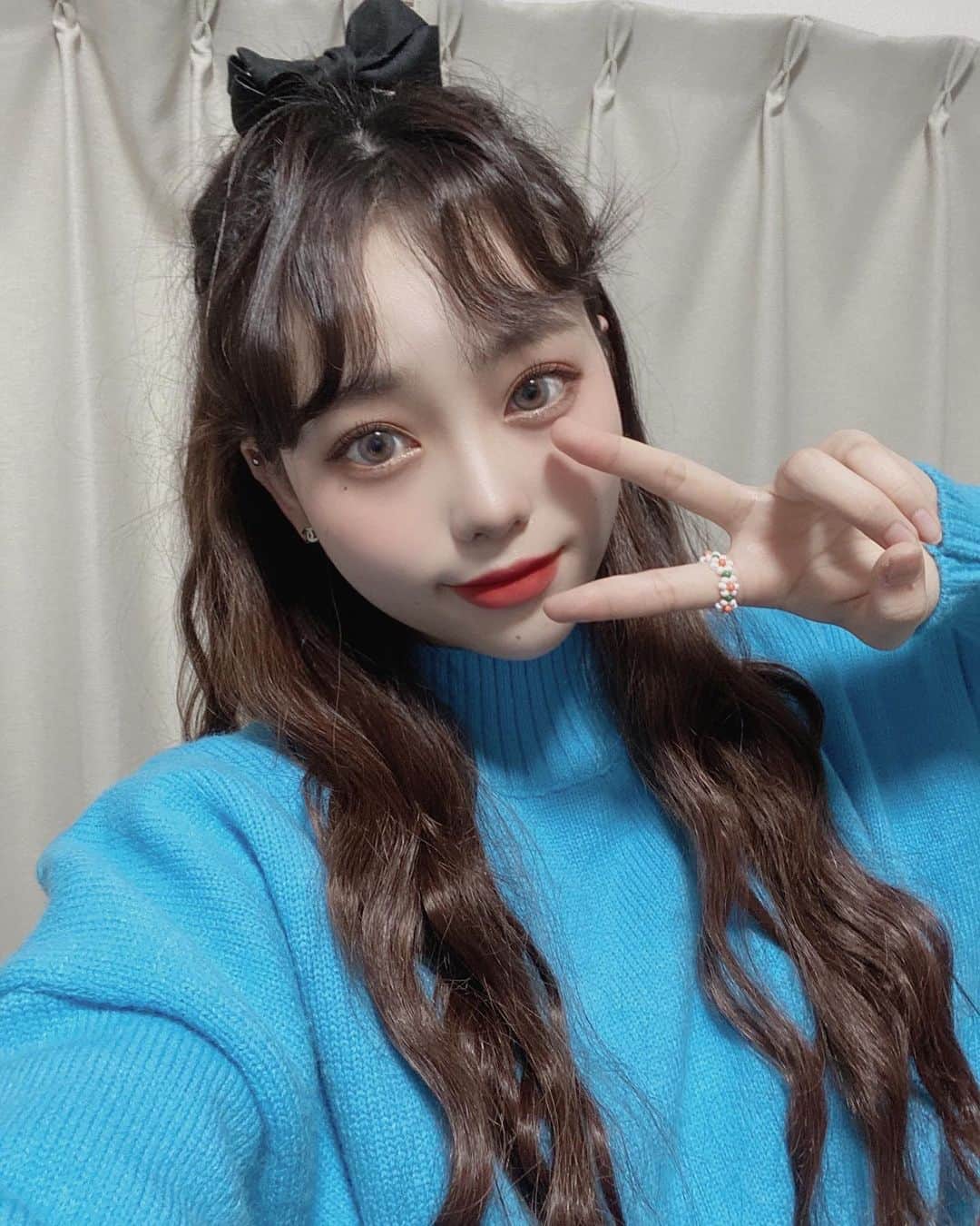 のインスタグラム：「幸せ者!!🐻💜💙 ・ ・ ・ ・ ・ ・ ・  #fff#f4f#lfl#l4l#follo#follome#instagood#like4like#like4likes#korea#koreanstyle#koreanfashion#@_093024_#fashion#韓国#韓国ファッション#韓国スタイル#ootd#ootdfashion#韓国好きな人と繋がりたい#お洒落好きさんと繋がりたい#ファッション#いいねしてくれた人の中で気になった人フォロー#セルカ」