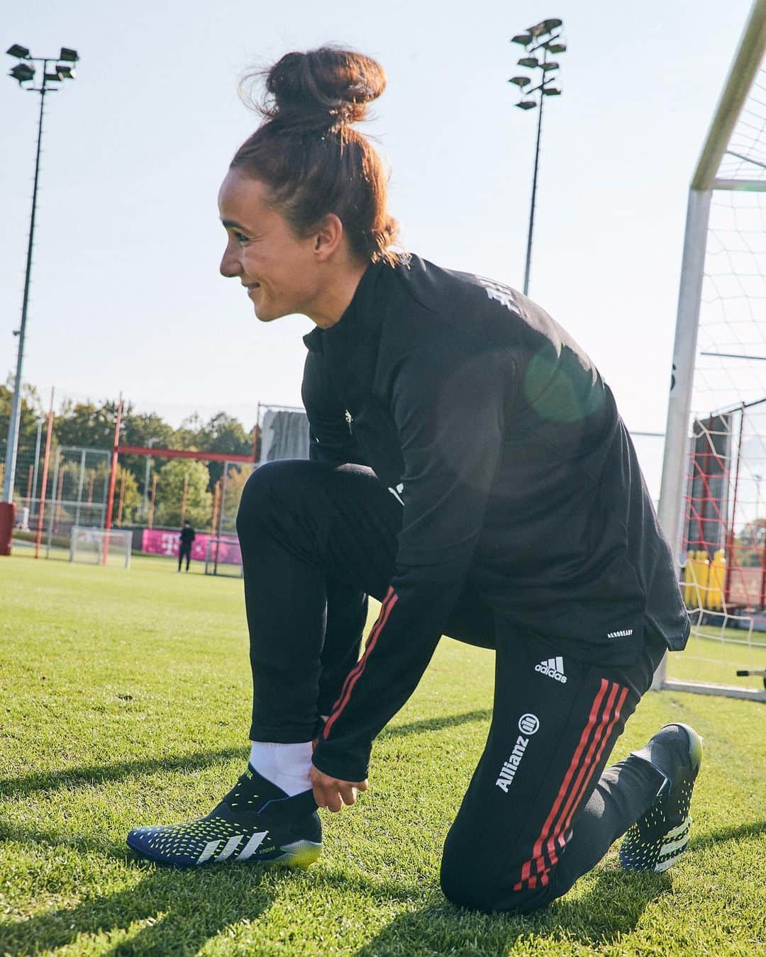 Lina Magullのインスタグラム：「Sei die beste Version deiner selbst 💯 Magull+ activated @adidas_de @adidasfootball #Predator」