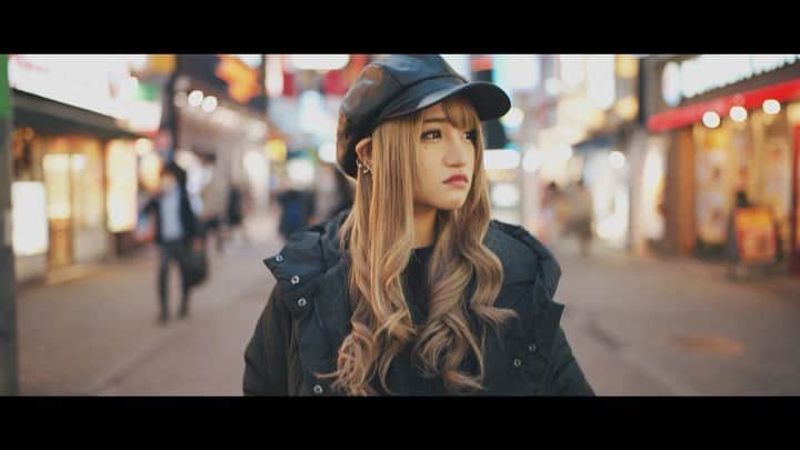 のインスタグラム：「♫✨NEW MUSIC VIDEO✨♫  『Into the Night』  🌃🎆🌃🎆🌃🎆🌃🎆🌃🎆🌃  　 ♠️♣️MVトレーラー♣️♠️  　　　 《キャスト》 　　　　(@sera_0209 )  🎆🌃🎆🌃🎆🌃🎆🌃🎆🌃🎆    是非RTで広めてください❗  🔔2021.01.30 (土) 21:00 公開🔔 ・ ・ ・ ・ ・ #THISVERYDAY #ディスベリ #邦ロック #邦ロック女子 #邦ロック好きと繋がりたい #邦ロック好き #邦楽ロック #邦楽ロック好きな人と繋がりたい #インディーズバンド  #mv撮影 #バンド #バンド好きな人と繋がりたい  #ロックバンド #エモい #エモ  #サーキット #オンラインライブ #ライブ #ライブハウス #バンドマン #バンドtシャツ #フェス #フェスコーデ #アー写 #ライブキッズ #アーティスト写真 #tiktok #tiktoker #ティックトック #せらちゃん」