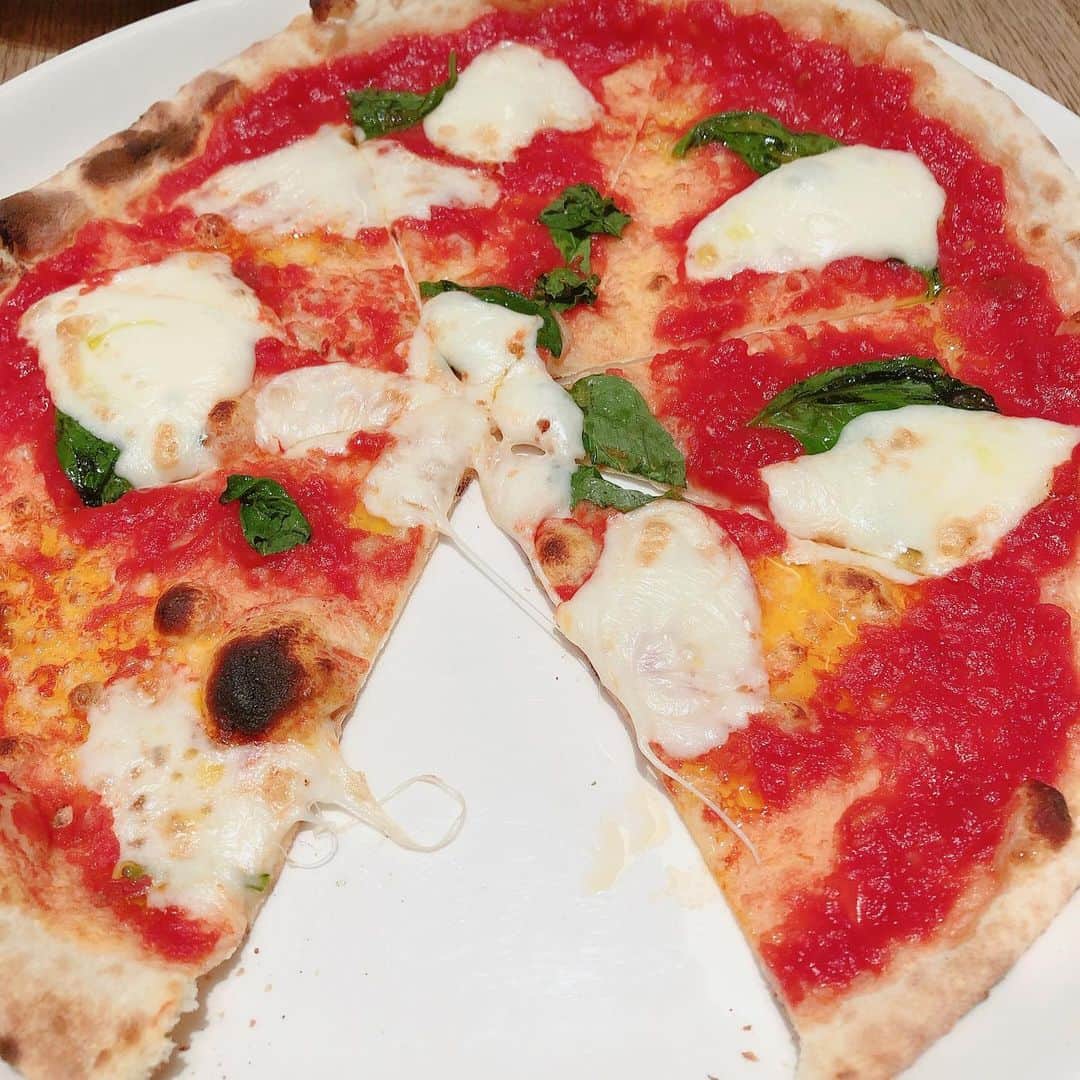 のインスタグラム：「🍕🍕🍕」