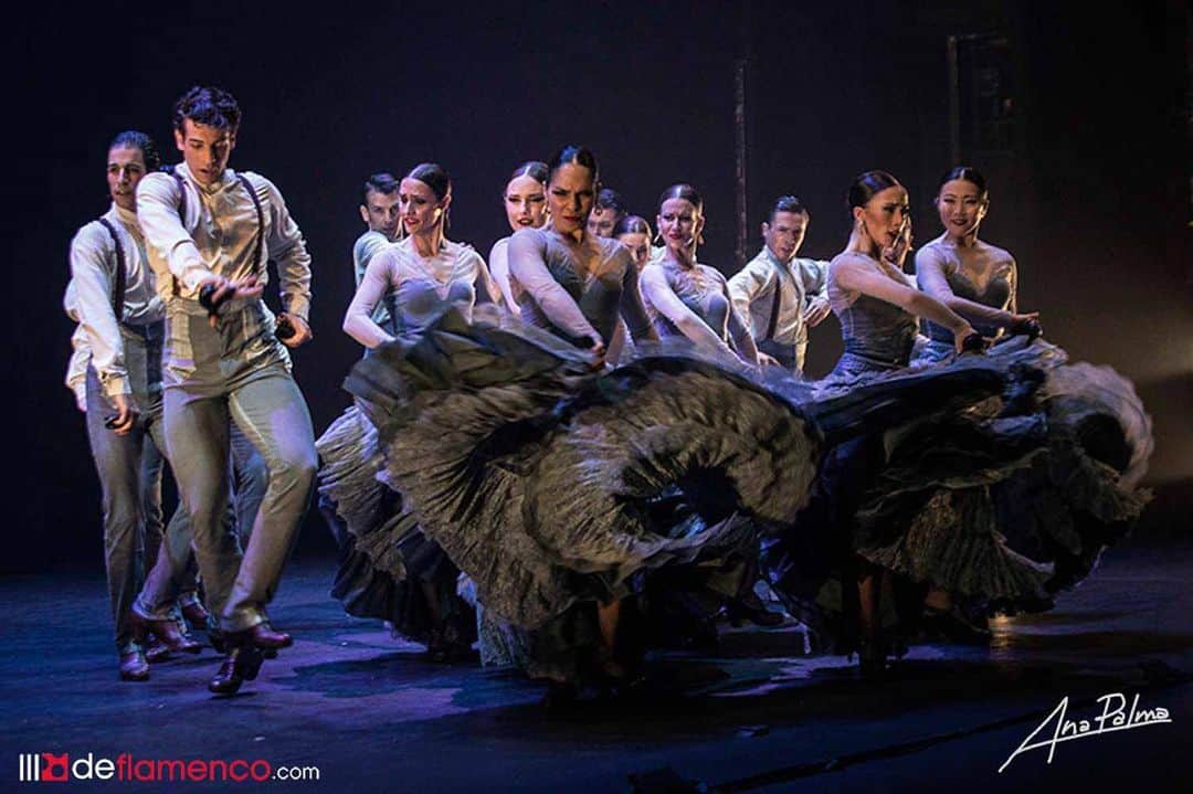 DeFlamenco.comのインスタグラム：「«Invocación» del Ballet Nacional de España en Pozuelo de Alarcón (Madrid)  Noticia en la portada de nuestra web deflamenco.com   https://www.deflamenco.com/revista/noticias/invocacion-del-ballet-nacional-de-espana-en-pozuelo-de-alarcon-madrid.html  #flamenco #deflamenco #flamencomadrid #madridflamenco」