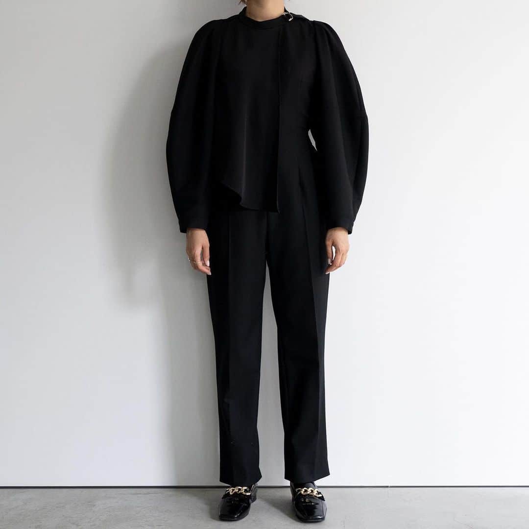 LOVELESS/GUILD PRIME 公式アカウントのインスタグラム：「. 『 YOHEI OHNO Dress line 』  @yohei_ohno  ヨウヘイオオノがオケージョンシーンに向けて作り出すタイムレスなコレクション  画像をタップで商品をご覧頂けます  #loveless  #yoheiohno #newarrivals  #yoheiohnodressline  #fashion #selectshop #trend﻿ #ラブレス #ヨウヘイオオノ」
