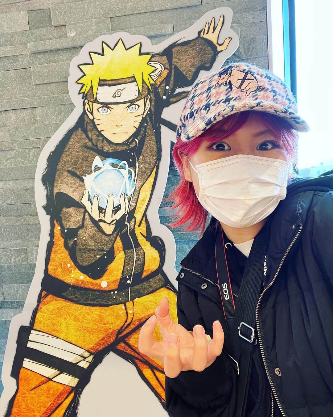 かわなみchoy?のインスタグラム：「🍥 👋choy?👋What a photo?💥 🍥 だいぶ前に一人で NARUTO POPUP SHOP 行ってきた😆😆😆😆 生まれ変わったら ナルトになりたいってばよ😠🦊 I love NARUTO🍃 I need NARUTO🐸 🍥 🍥」