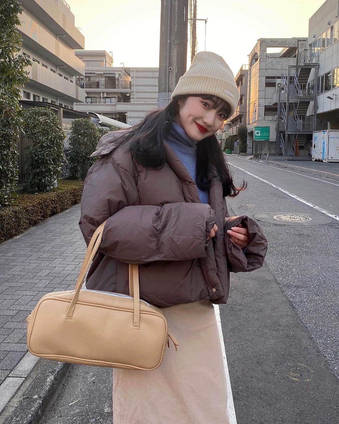 河﨑莉奈のインスタグラム：「今日寒かったねぇ🤧 でもやっぱり冬が好き🤍❄️」