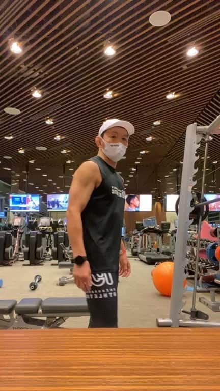 宇野薫のインスタグラム：「シンガポール編  #unotraining #unocaolshowten #onehundredathletic #100athletic  #100A #onjapan #onrunning #onfriends #stancesocks ##suunto7 #newerajapan #neweracap #宇野薫」