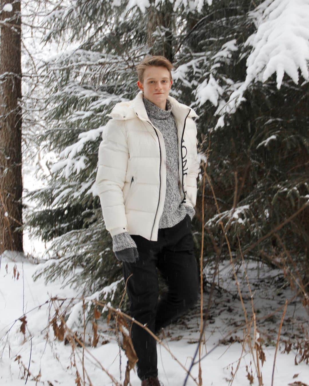 ドミトリー・コズロフスキーさんのインスタグラム写真 - (ドミトリー・コズロフスキーInstagram)「Welcome to Narnia❄️」1月19日 22時54分 - dimakozlovski