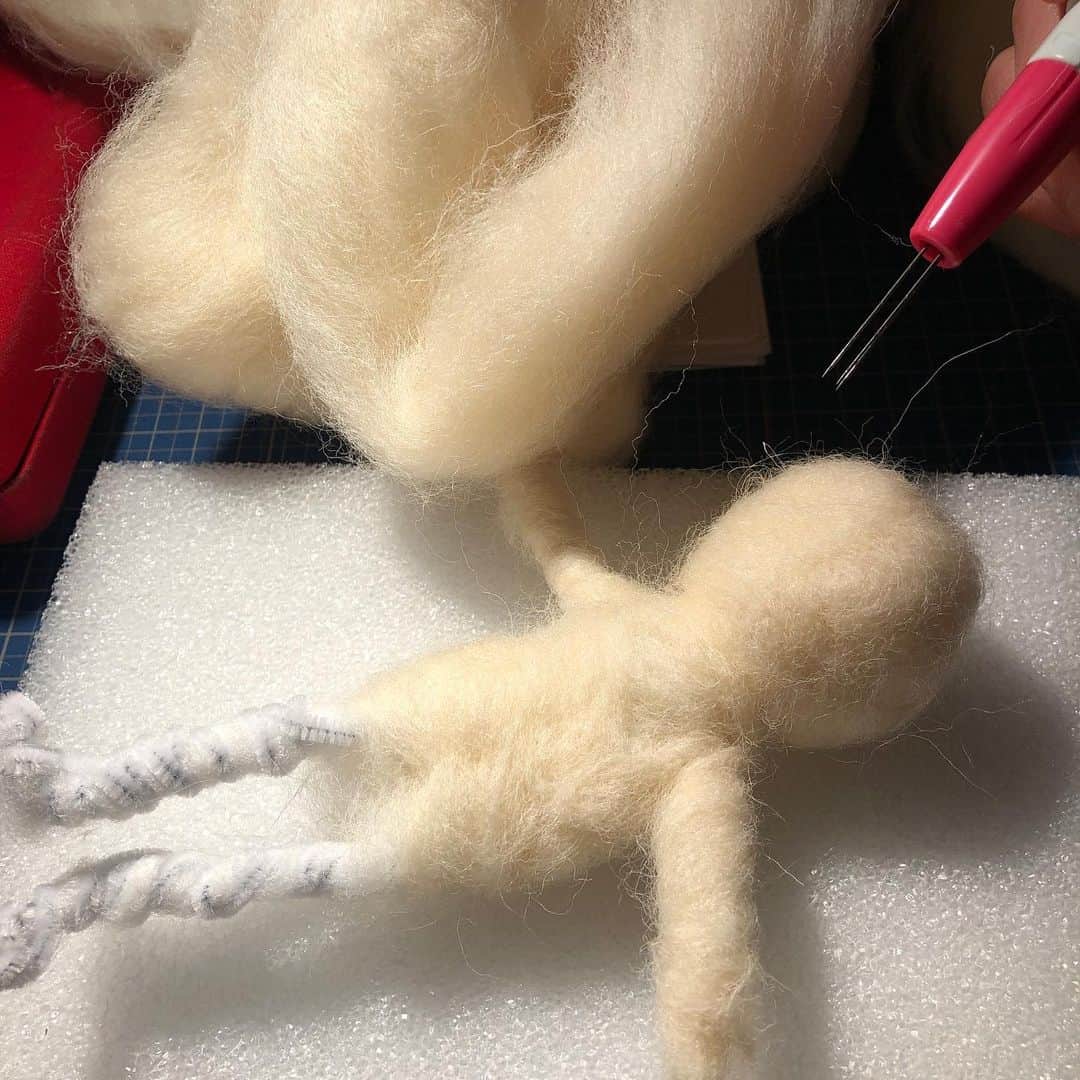 池田有希子さんのインスタグラム写真 - (池田有希子Instagram)「私、また色々始めちゃったけど一体どこへ行くんだろう。  #stopmotionanimation #handmadedoll #diy #homemadeart」1月19日 22時48分 - yukikoikeda