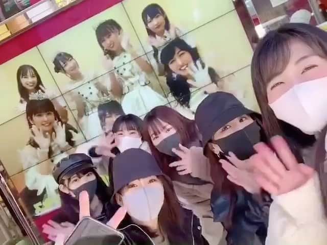 のインスタグラム：「🎊㊗アルバムフラゲ日！！！ 今日はメンバーと映像を流したくださったり放プリコーナーを展開してくださってるCDショップへ挨拶まわりに行きました！✨ 沢山の方の応援があってリリース出来ること本当に感謝しています…！！！  #タワーレコード渋谷店 さん❤️ #TSUTAYA渋谷 さん❤️ #タワーレコード新宿店 さん❤️ (衣装展示については次のポストで…！！！) #まわった順に載せました🙇‍♀️ #みんなもお近くの方はぜひ遊びに行ってくださいね #その際には#ぜひSNSで拡散をっ！🥺  * #放課後プリンセス#newalbum#PrincessAssemble #japaneseidol#asiangirls#princess #アイドル#idol#좋아요반사#좋아요그램#좋아요환영#좋아요테러#좋아요꾹#偶像#赞#粉#我的最愛#約拍#道重佐保」