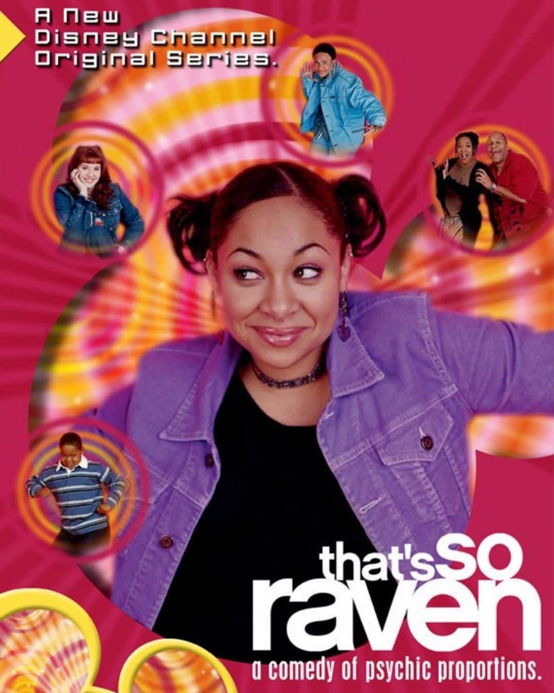 カイル・マッセイのインスタグラム：「I know I’m 2 days late but 18 years ago a television show called #ThatsSoRaven aired on @disneychannel setting and breaking every Disney channel record. First show to reach 100 episodes, 1St all African American cast, only show is Disney history to create two #1 spin-offs #coryinthehouse #ravenshome 1St 4 camera, 1St live audience, 1St and last to receive residuals, and the only Disney sitcoms to be ranks top 5 African American sitcoms of all time. I want to thank my cast my crew and the Disney channel family and of course all the fans of the show that still tune in on @disneyplus  what was your favorite episode??? 👇🏽👇🏽👇🏽👇🏽 #YANASTY #yepthatsme」