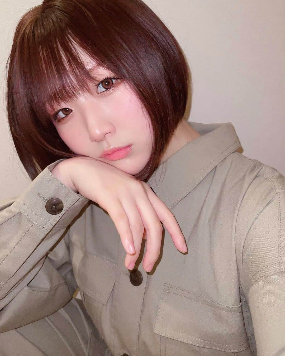 羽音朱ジュリィ（山本朱莉）さんのインスタグラム写真 - (羽音朱ジュリィ（山本朱莉）Instagram)「ウィッグだよ👧🏻✌︎」1月20日 10時53分 - ur_olz5